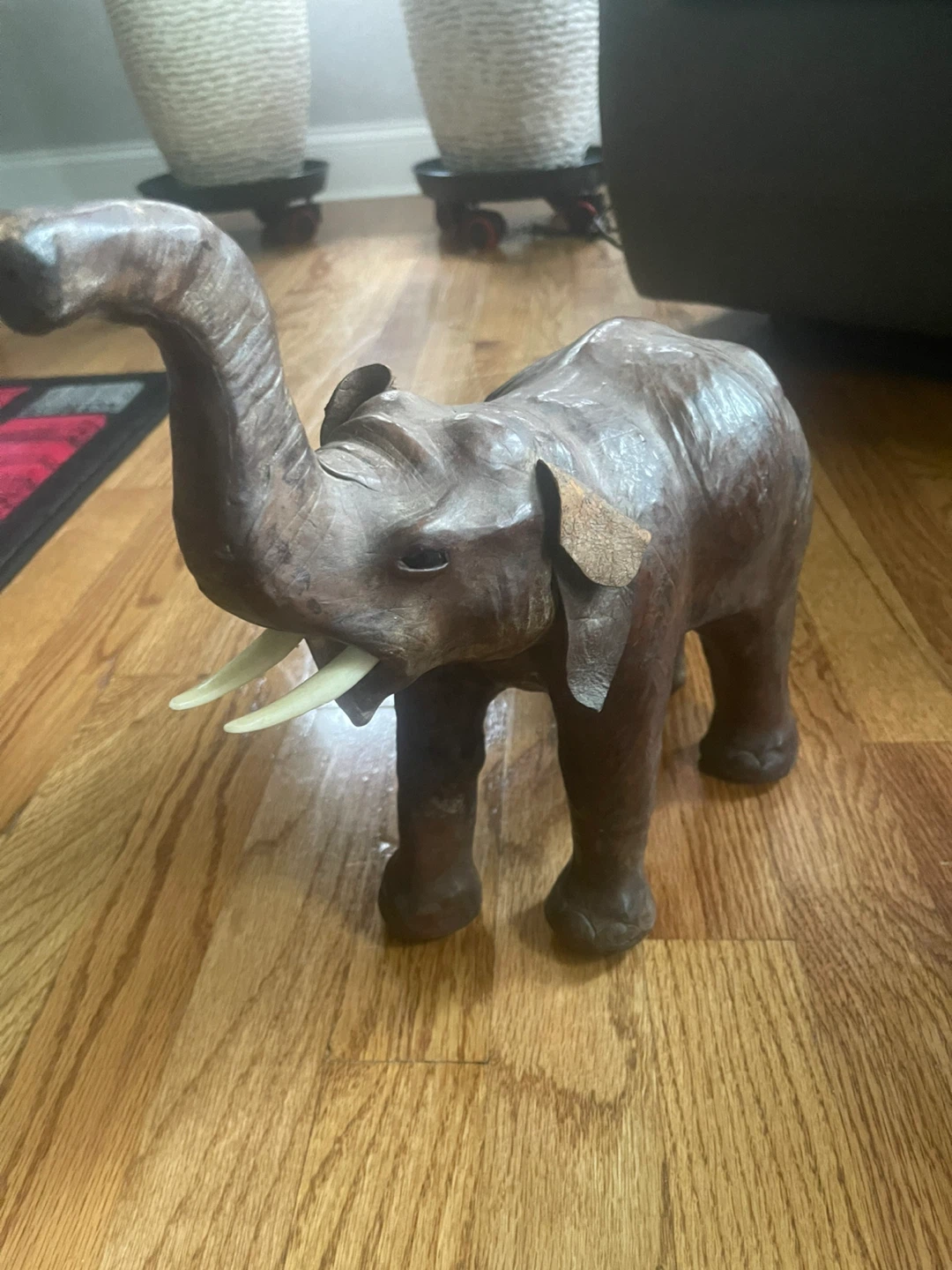 Vintage Leather Elephant Figurine 11”wx13”h - photo 2