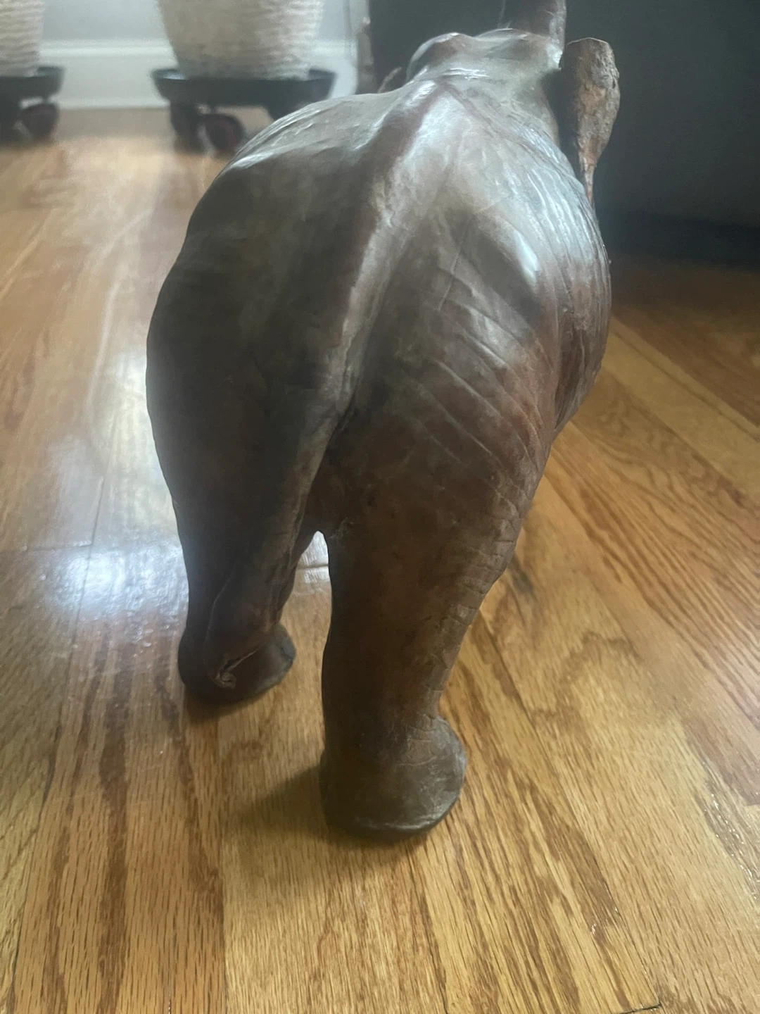Vintage Leather Elephant Figurine 11”wx13”h - photo 5