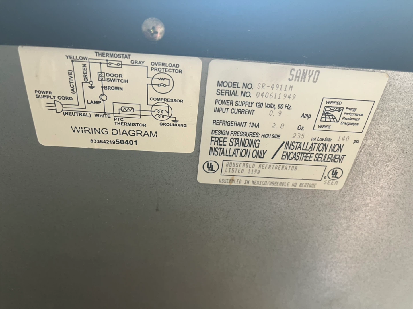Sanyo SR-4911M Compact Refrigerator - photo 2
