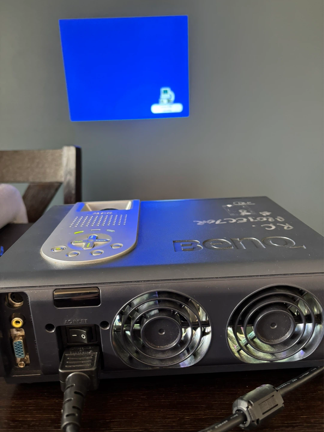 BenQ PB 5100 DLP Projector with Carrying Case - photo 2