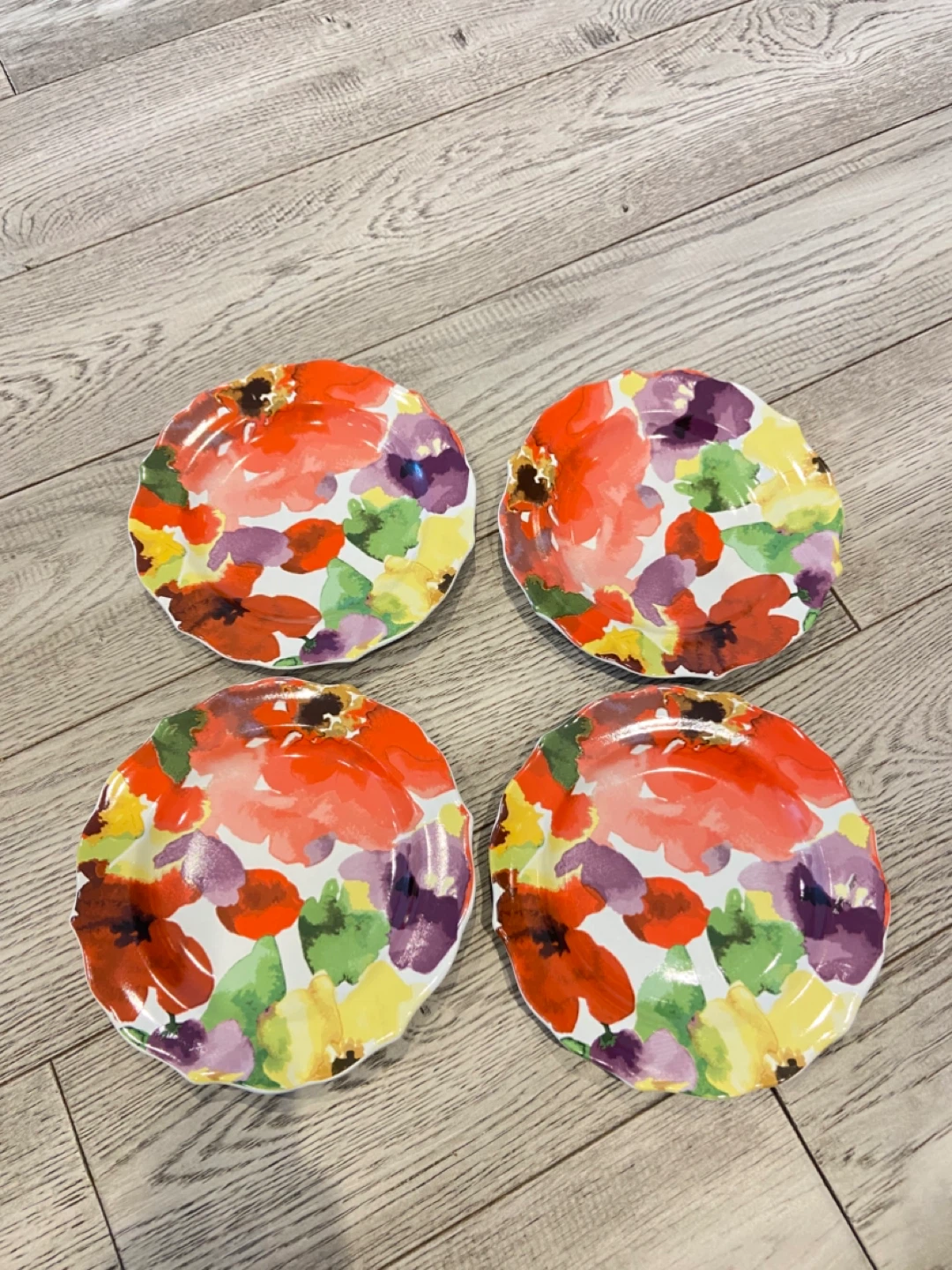 Set of 4 Floral Accent Plates