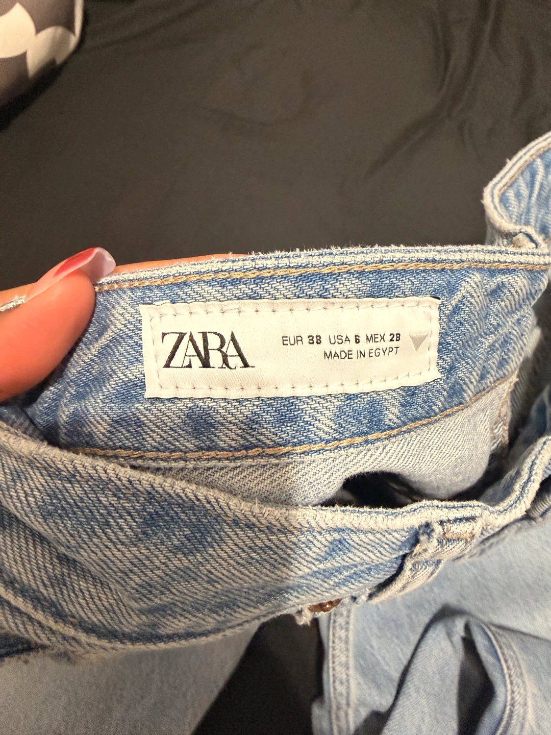 Zara Light Wash Denim Jeans - photo 2