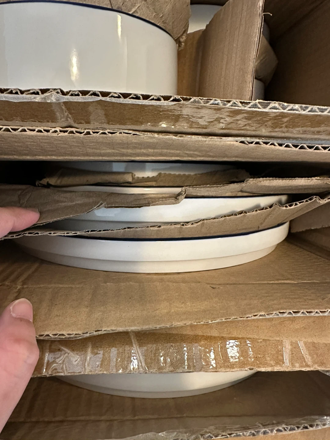2 sets of mainstays dinnerware - photo 3