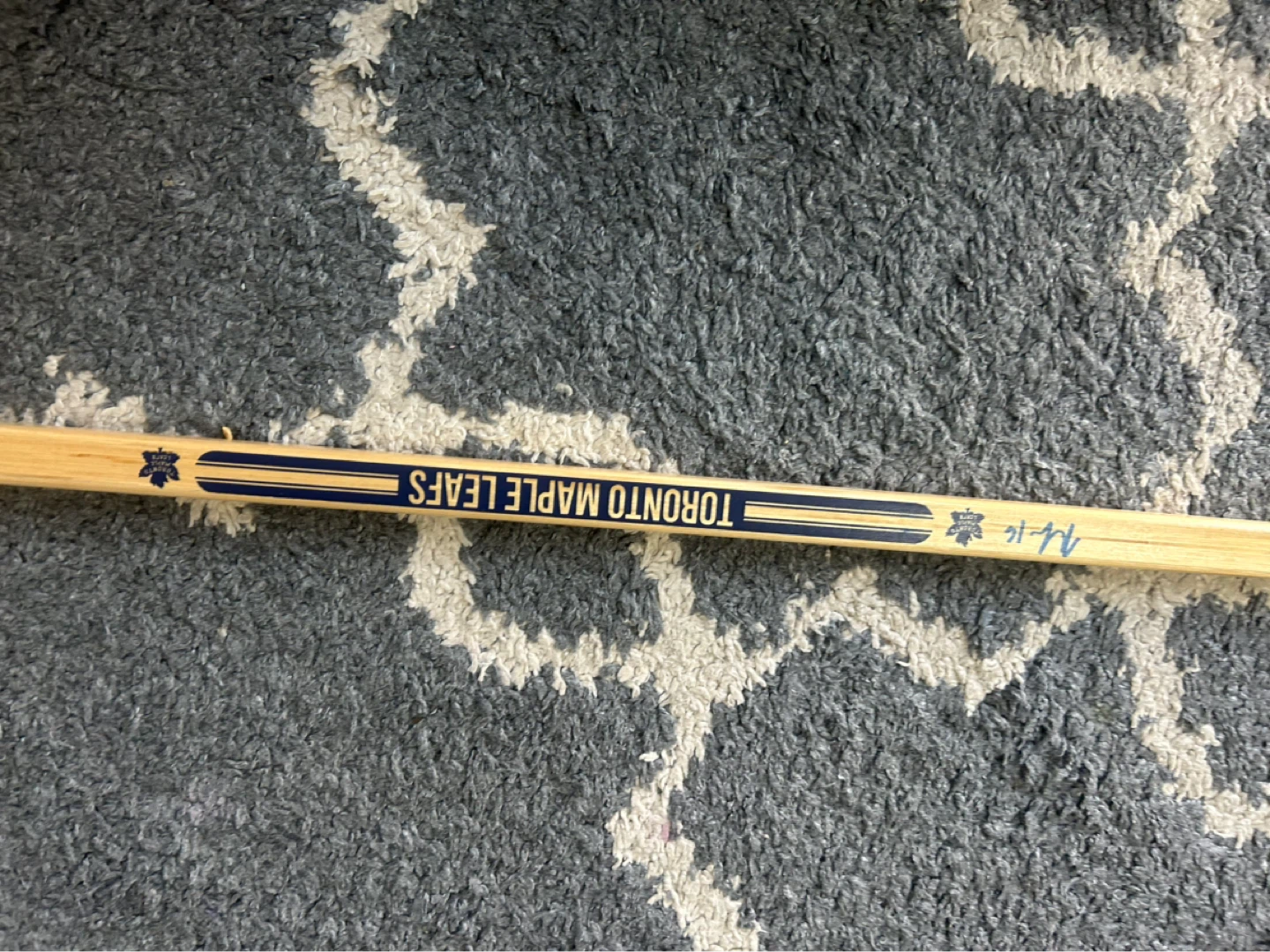 Autographed Toronto Maple Leafs Hockey Stick - photo 3