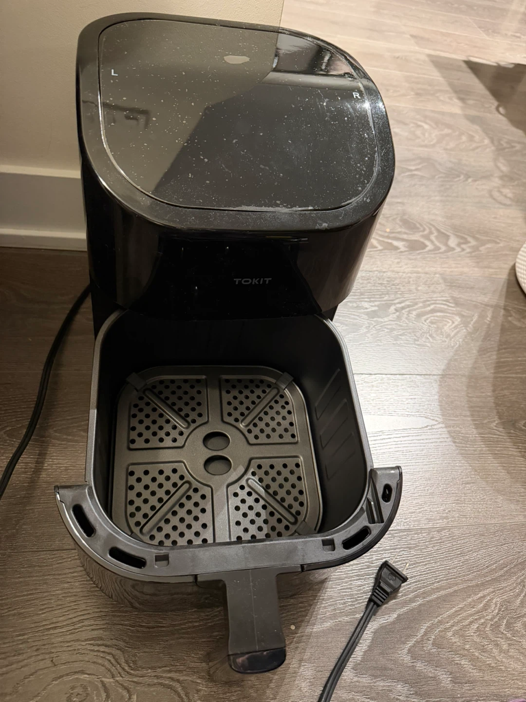 TOKIT Air Fryer - photo 2