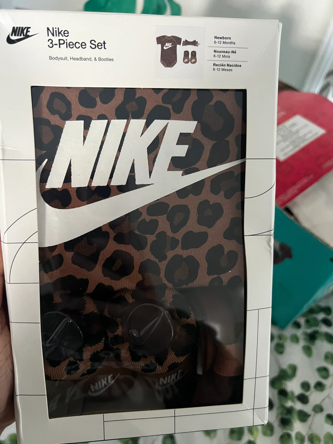Nike Newborn 3-Piece Set - Bodysuit, Headband & Booties