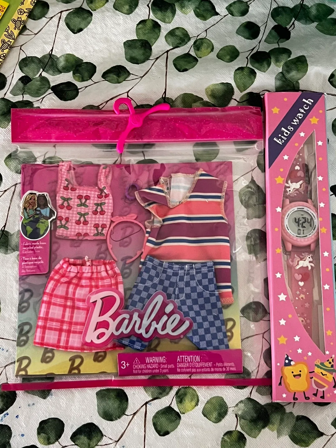 Barbie Kids Watch and Fashion Set