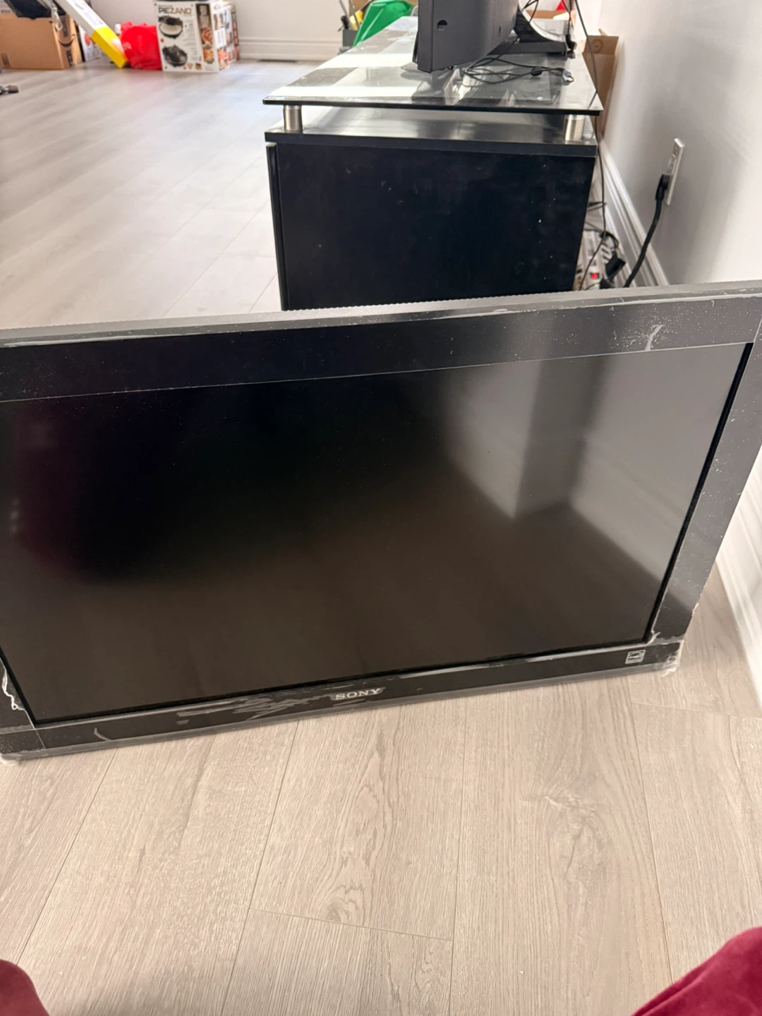 Sony 40-inch BRAVIA TV with Remote