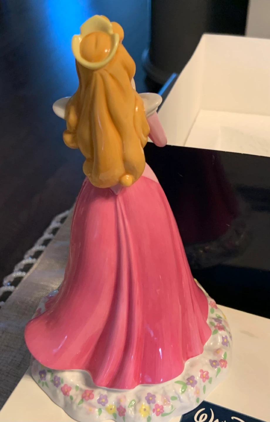 Royal Doulton  Disney Showcase Collection Figurine - photo 2