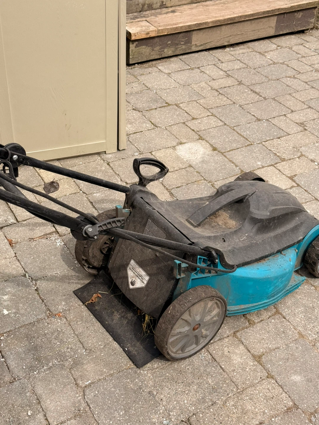 Yard Machines Electric Lawn Mower - photo 2