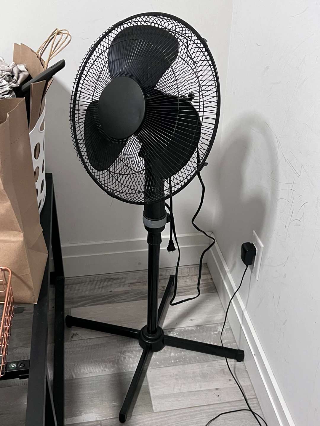 Black Oscillating Fan