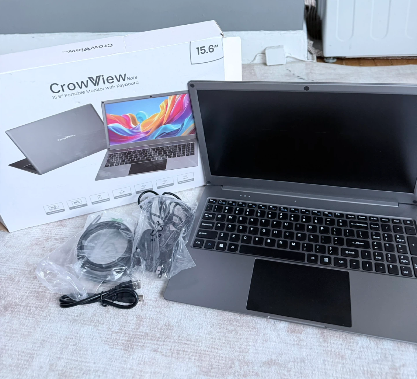 CrowView Note 15.6" Portable Monitor with Keyboard