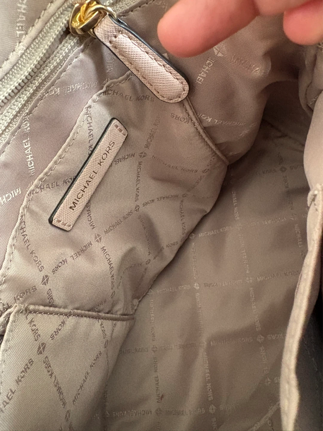 Michael Kors Pink Leather Dome Satchel Handbag - photo 4