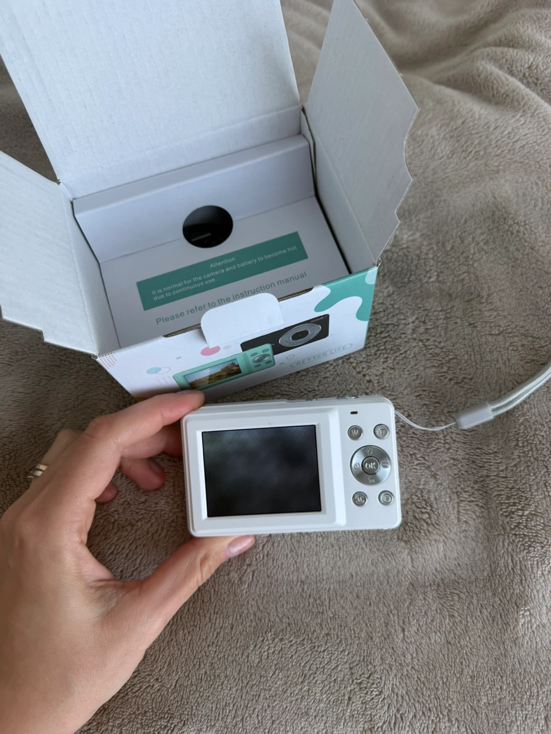 White 1080p Digital Camera - photo 4