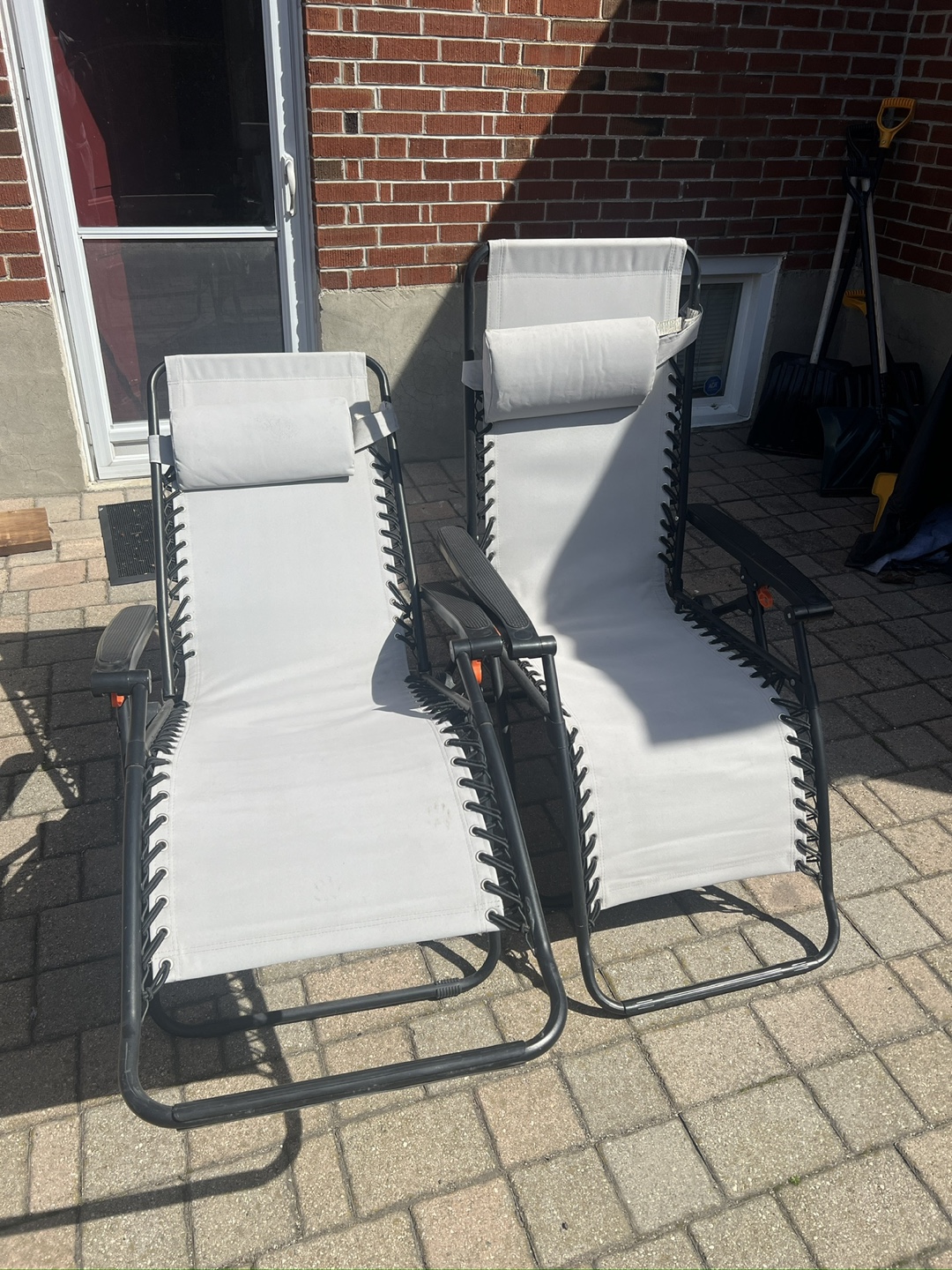 Grey Zero Gravity Lounge Chair with Pillow