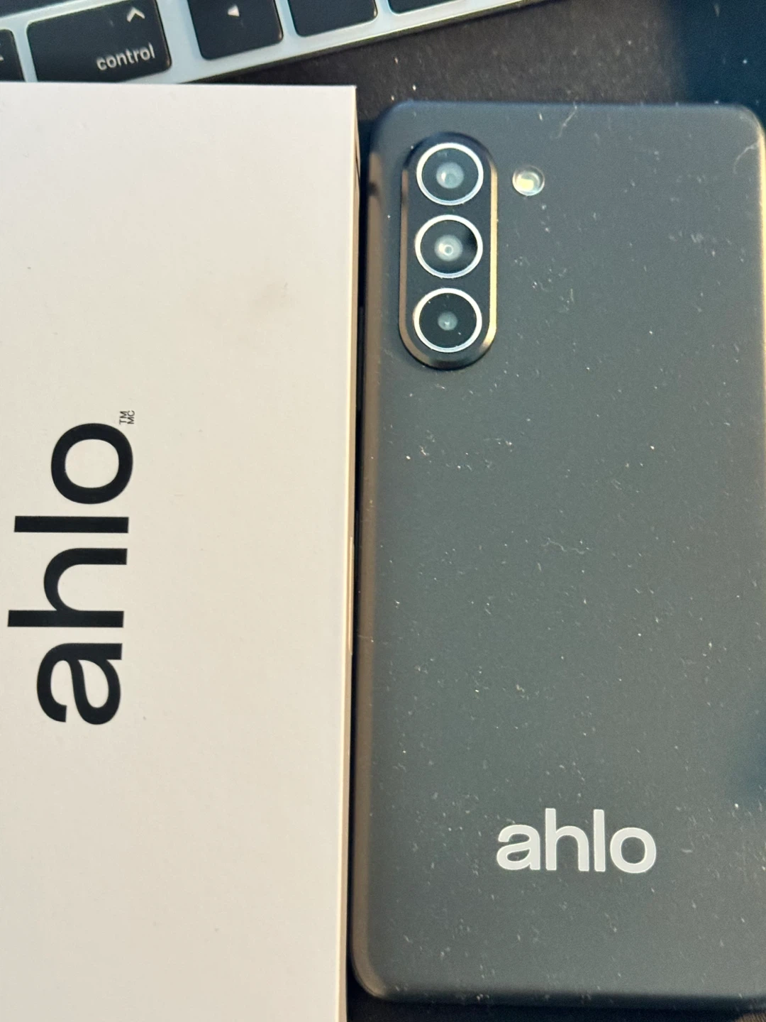 Brand New Smartphone ahlo brand - photo 2