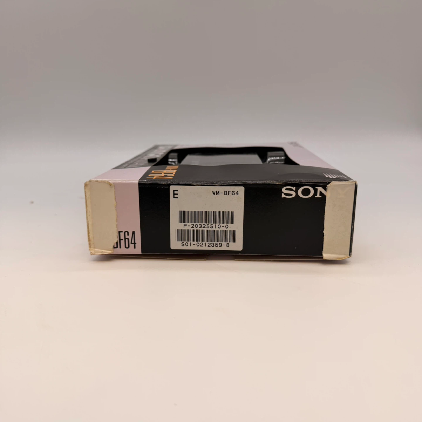 Brand New Vintage Sony Walkman WM-BF64  Radio Cassette Player - photo 3