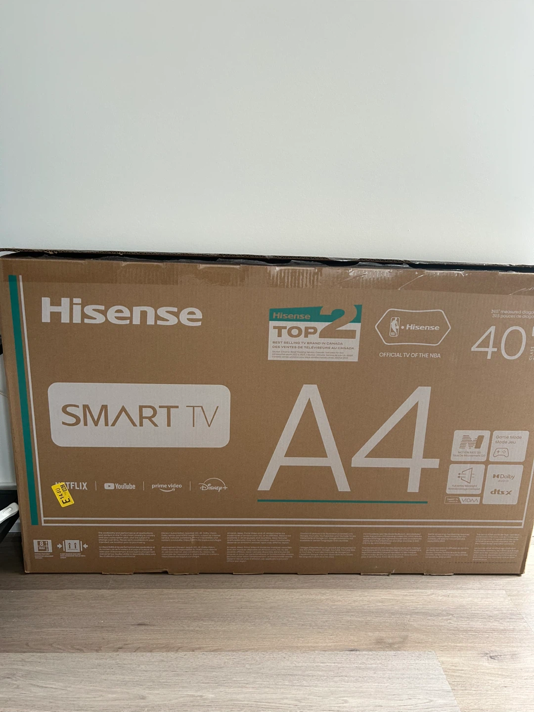 Hisense 40” Smart TV - photo 3