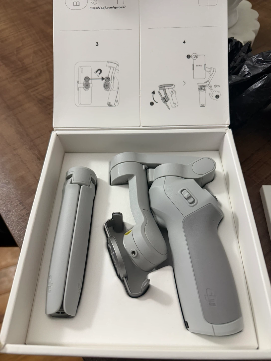 DJI Osmo Mobile SE Smartphone Stabilizer