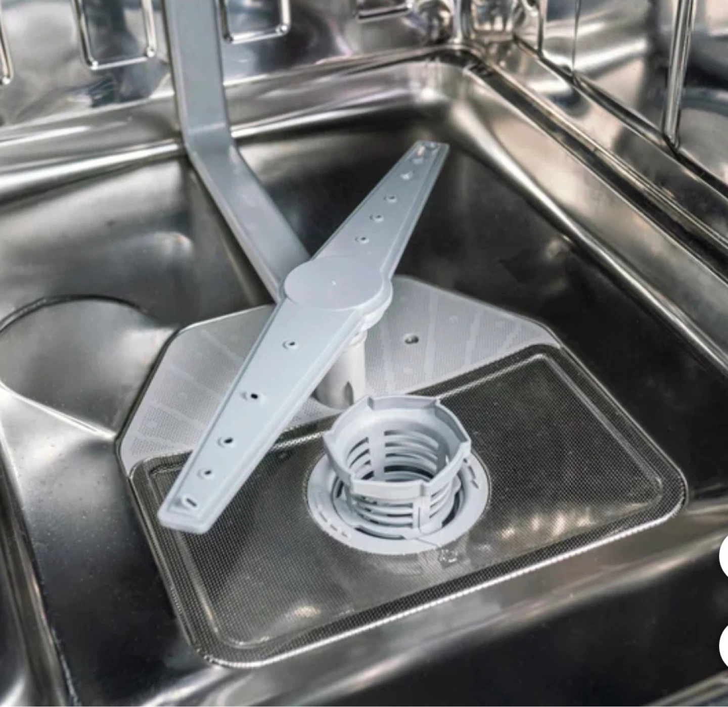 Danby 18 in. European made Stainless Steel Top Control Dishwash - photo 4