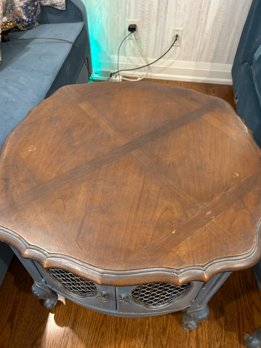 Vintage Coffee Table and End Tables Set - photo 5