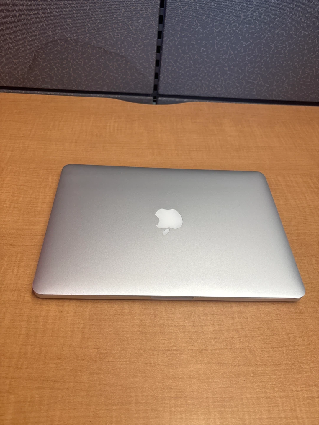 Apple MacBook Pro A1503 Laptop Bundle with Accessories - photo 2