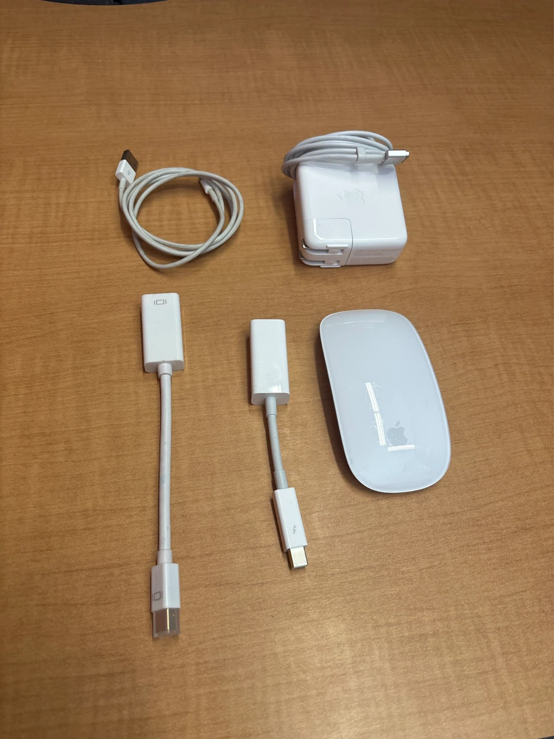Apple MacBook Pro A1503 Laptop Bundle with Accessories - photo 3