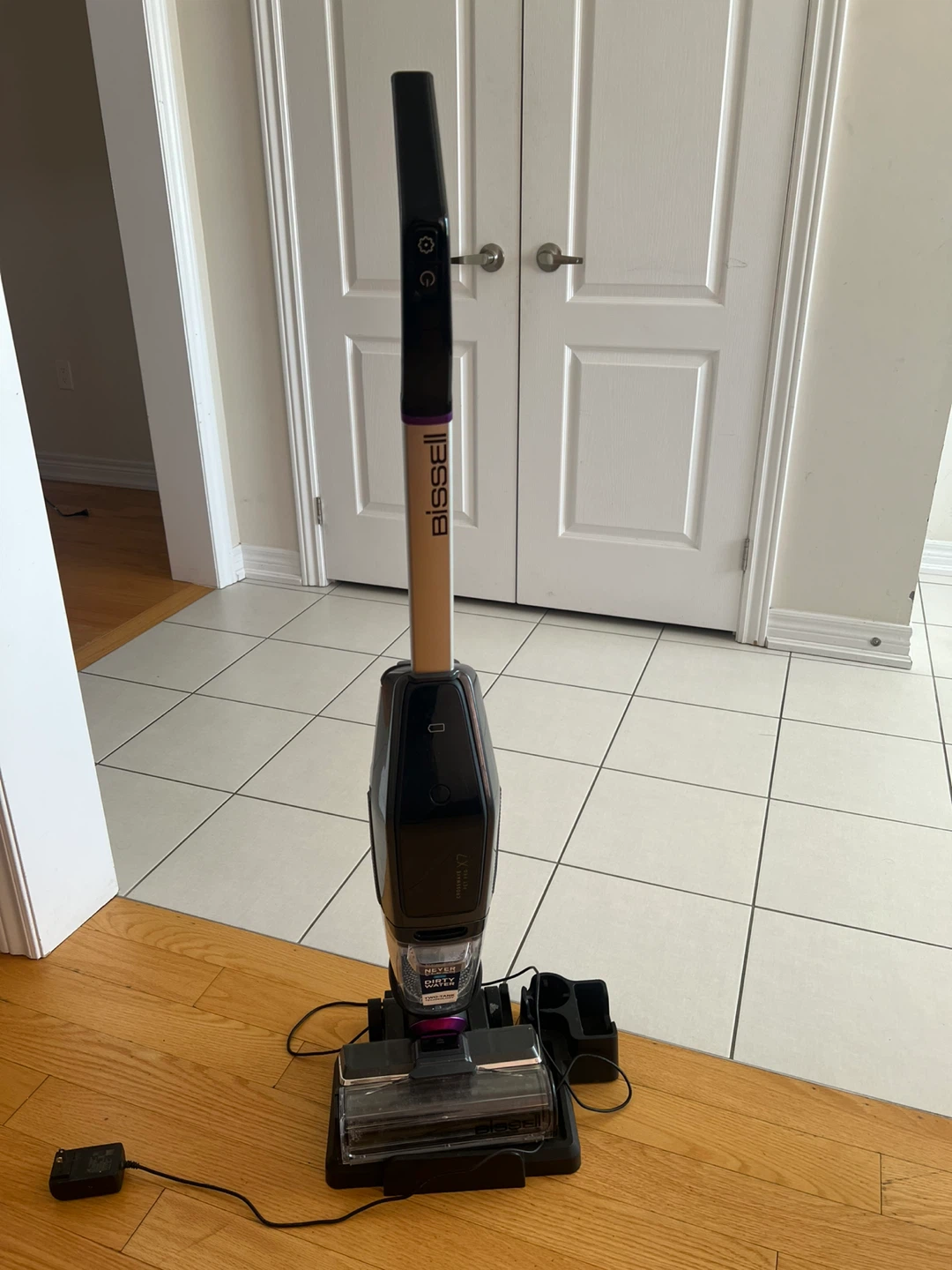 Bissell Wet Dry Vacuum Cleaner - photo 2