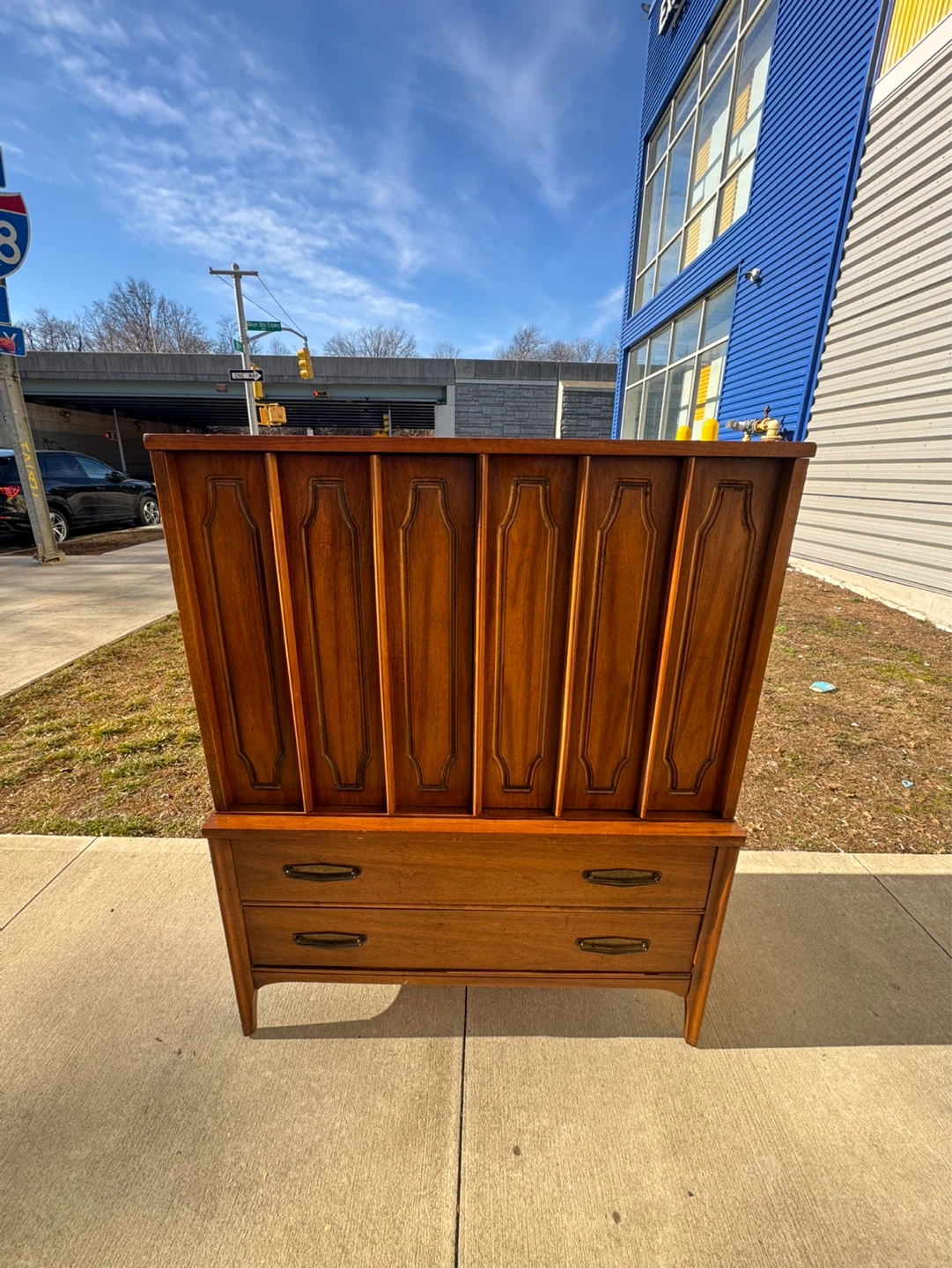 Free delivery kent coffey dresser