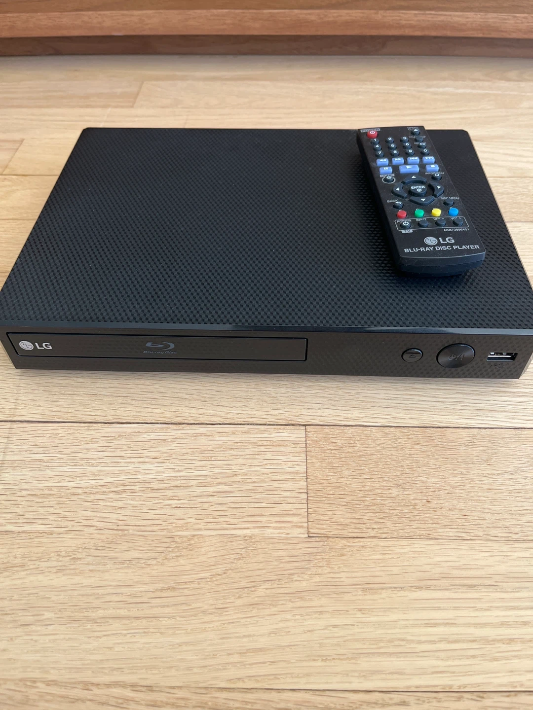 LG Blu-ray Disc Player with Remote