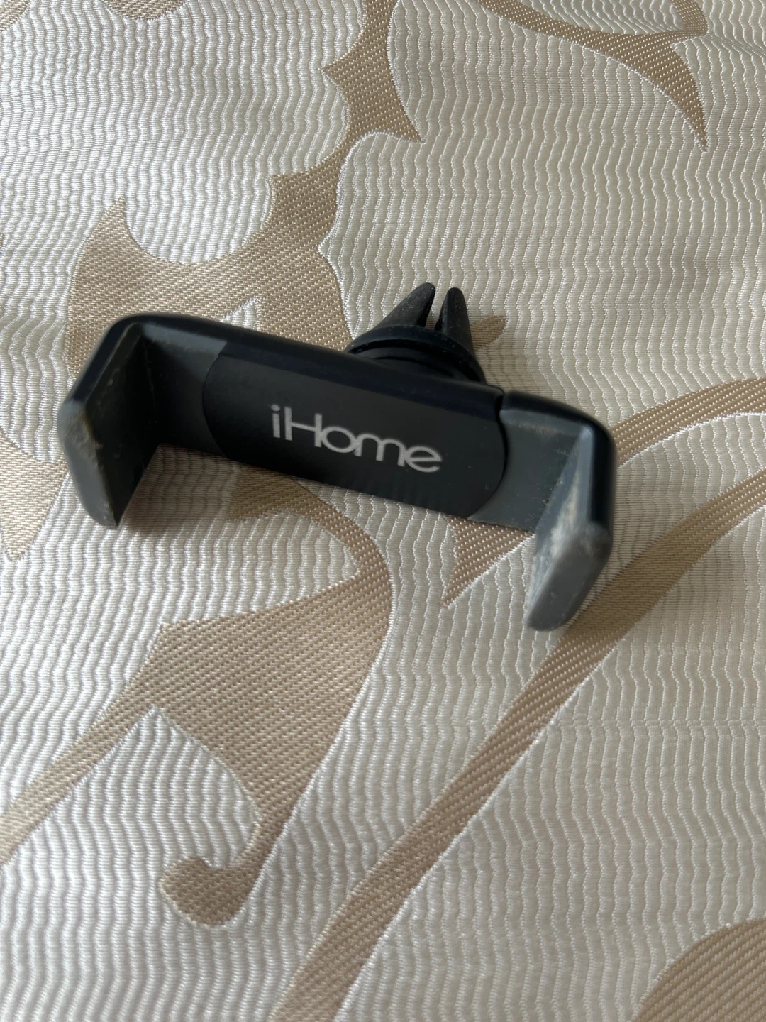 iHome Car Air Vent Phone Mount