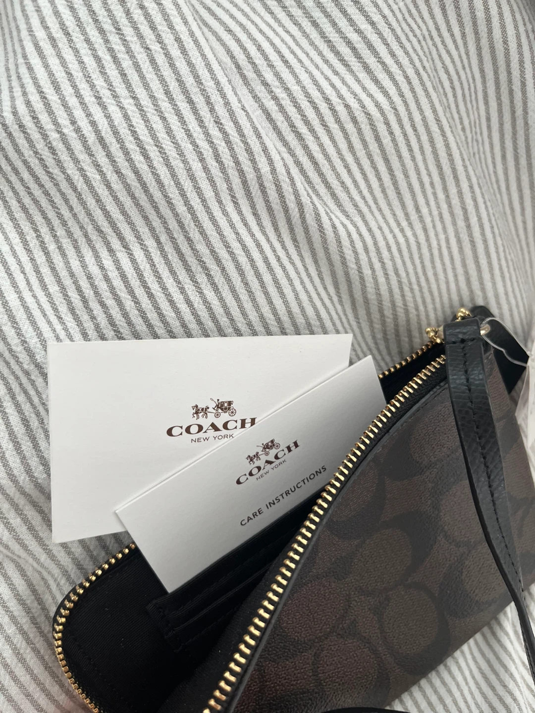 Coach Wristlet - photo 3