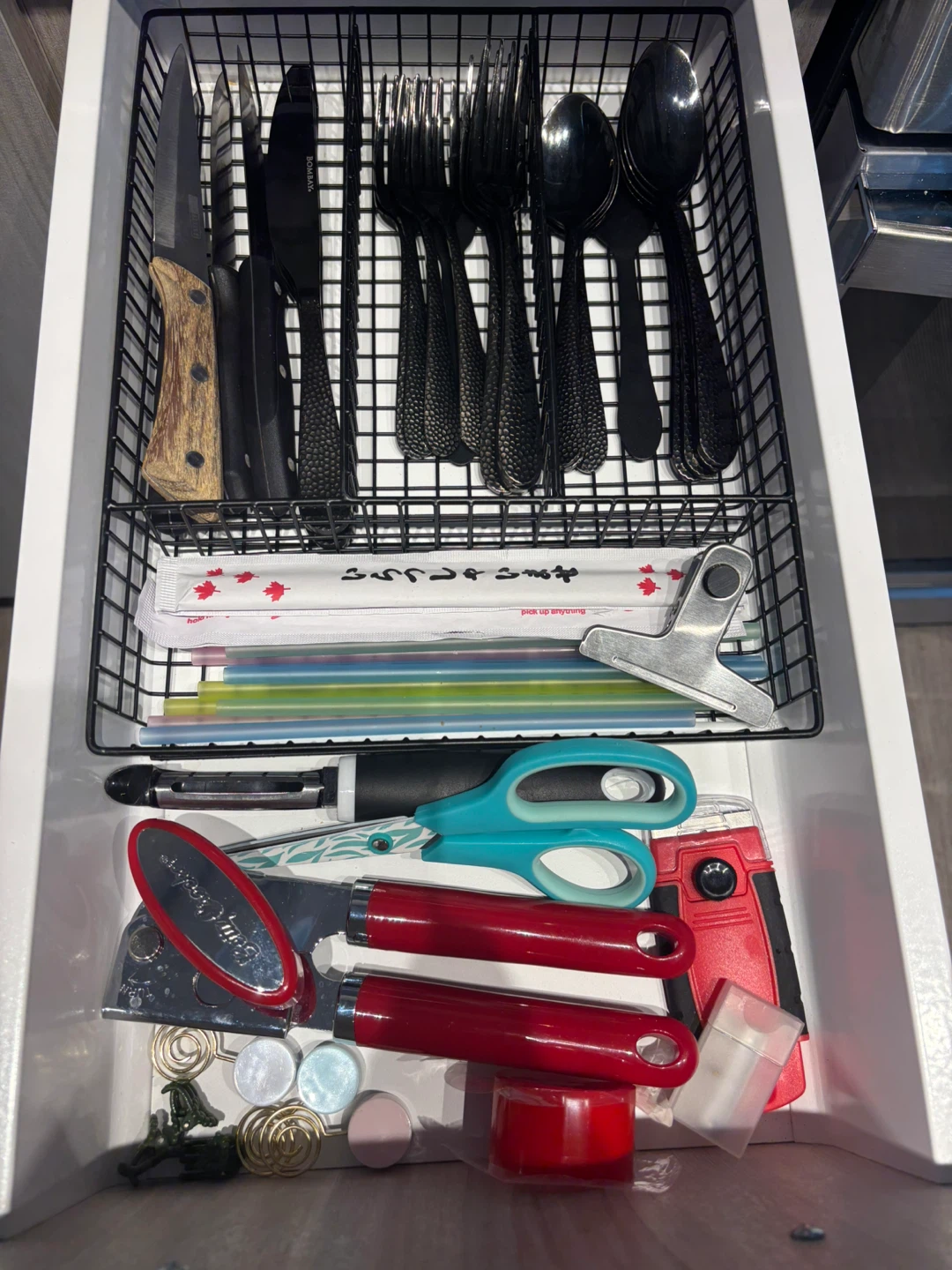 Cutlery and Kitchen Utensil Set