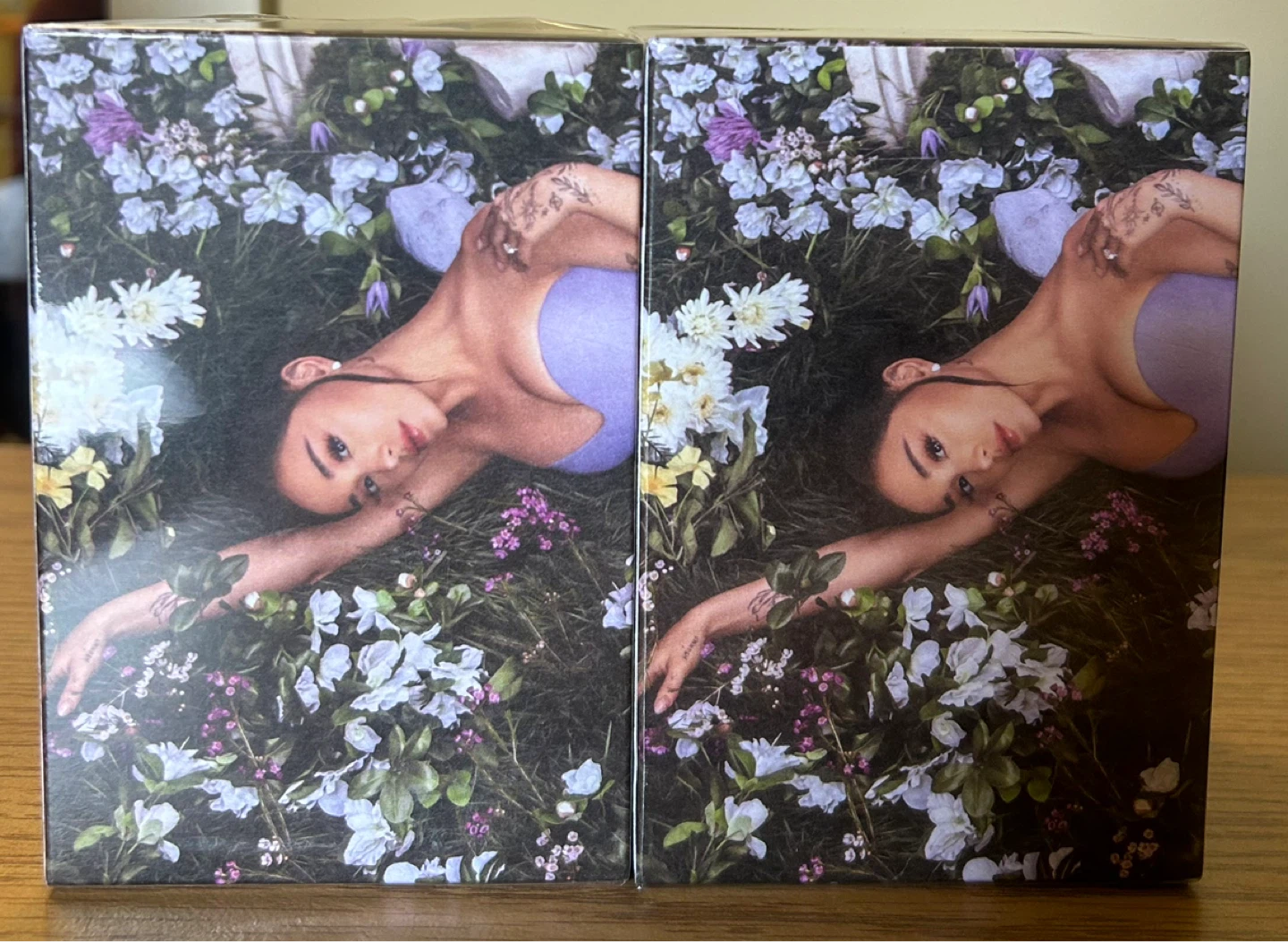Ariana Grande God is a Woman Eau de Parfum 1.7 FL OZ (2 units) - photo 3