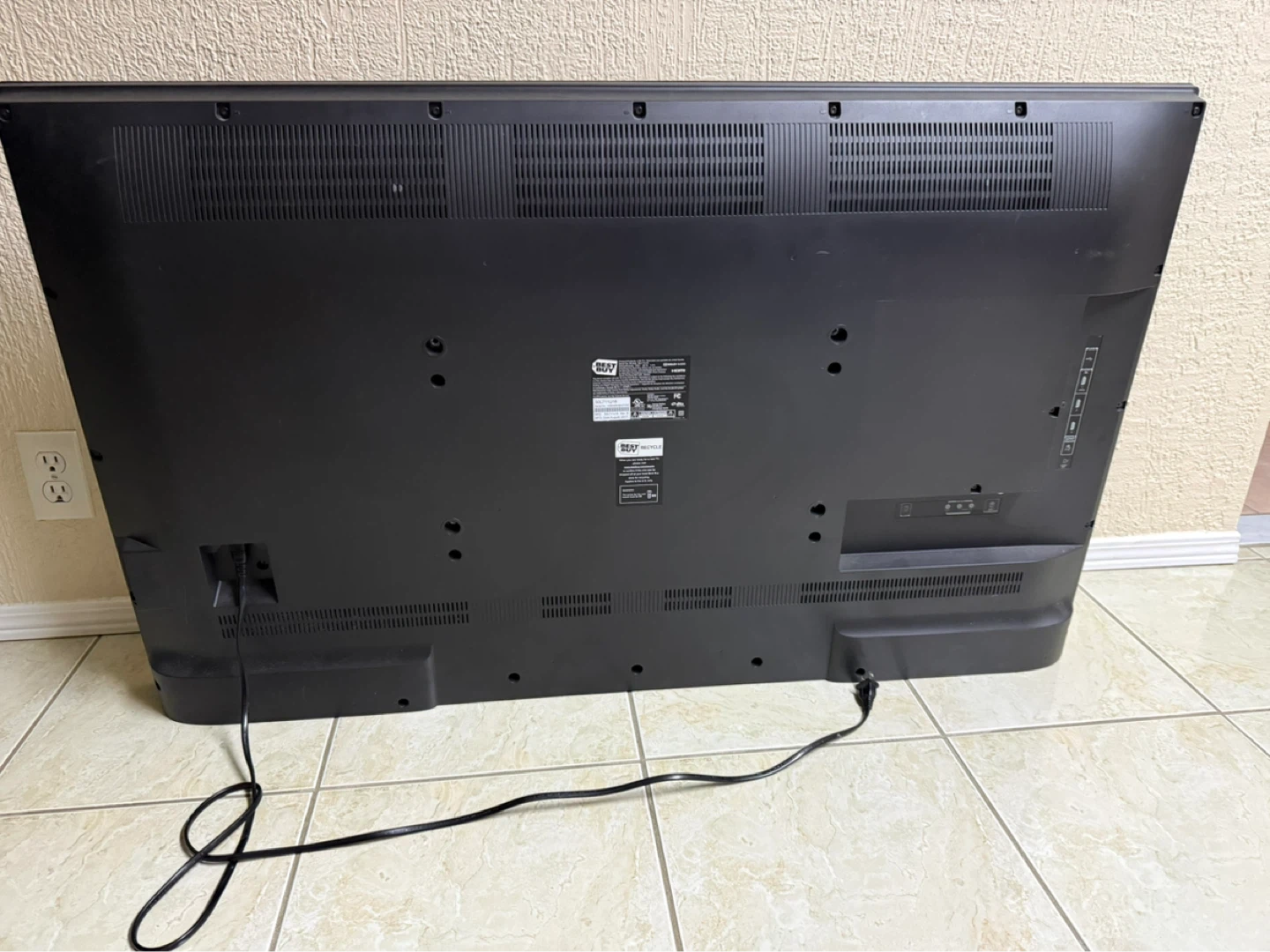 Toshiba 50” tv - photo 2