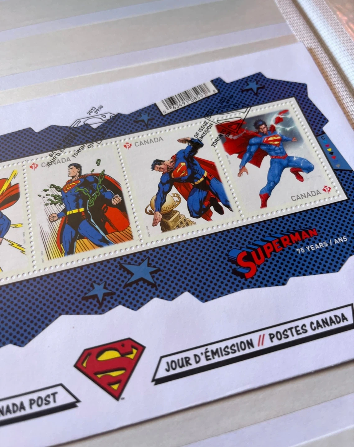 Superman (2013) Day of Issue Canadian Stamps - photo 2