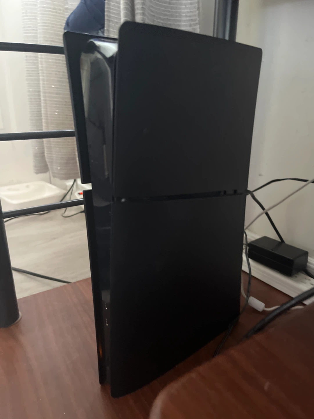 PS5 Console comes with 180hz monitor - photo 2