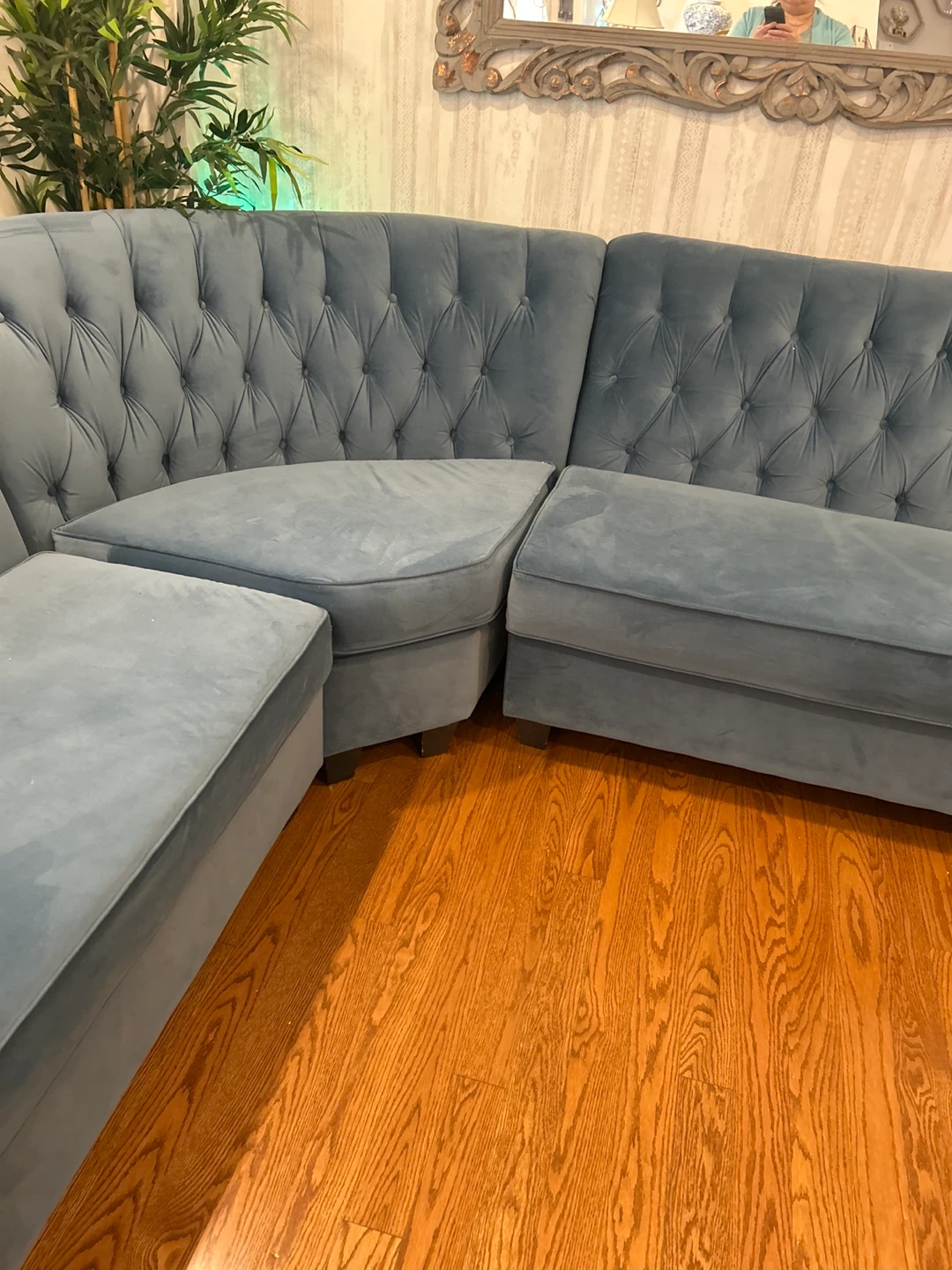 Blue Velvet Tufted Sectional Sofa - photo 3