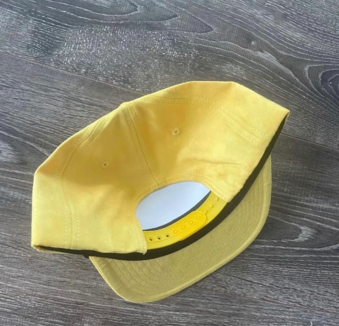 Brand new ‘mood ring’ SnapBack hat - photo 2