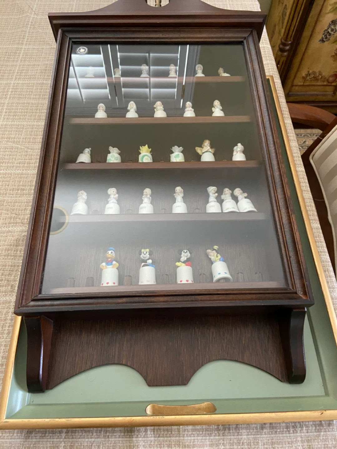 Wooden Display Cabinet with Figurine Thimbles - photo 4