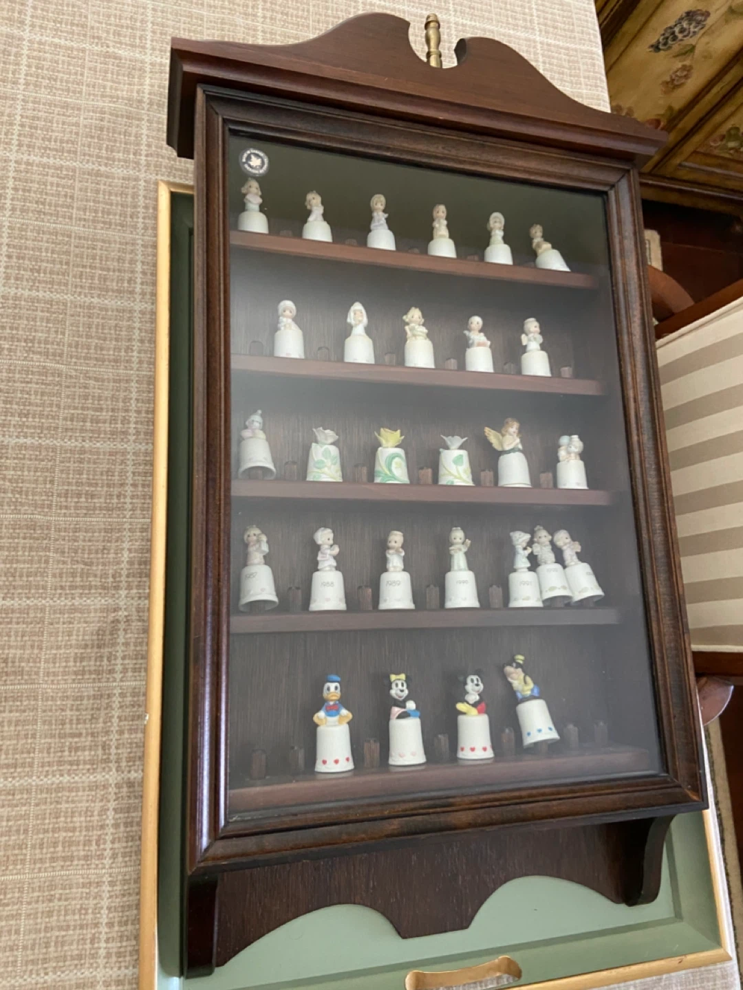Wooden Display Cabinet with Figurine Thimbles - photo 3