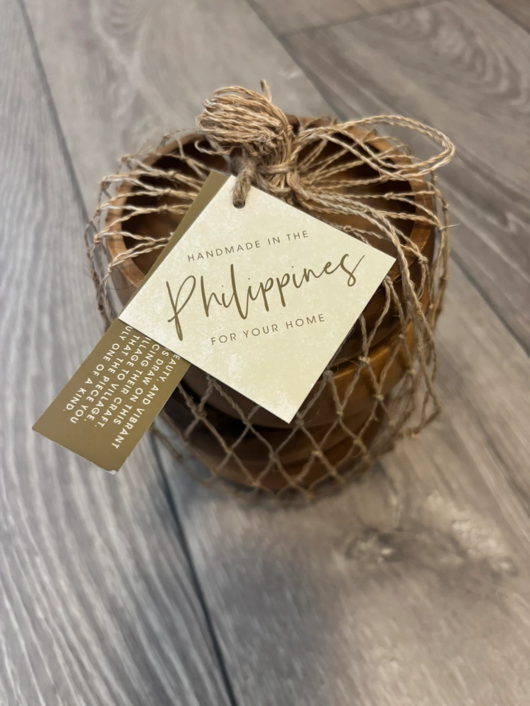 Kitchen gift basket - plates and wooden salad set - photo 4
