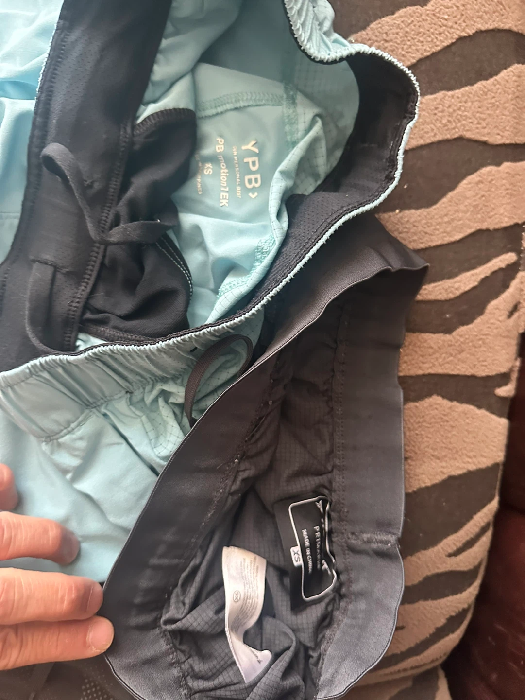 2 pairs of Men Workout Shorts XS for W28-30 - photo 3