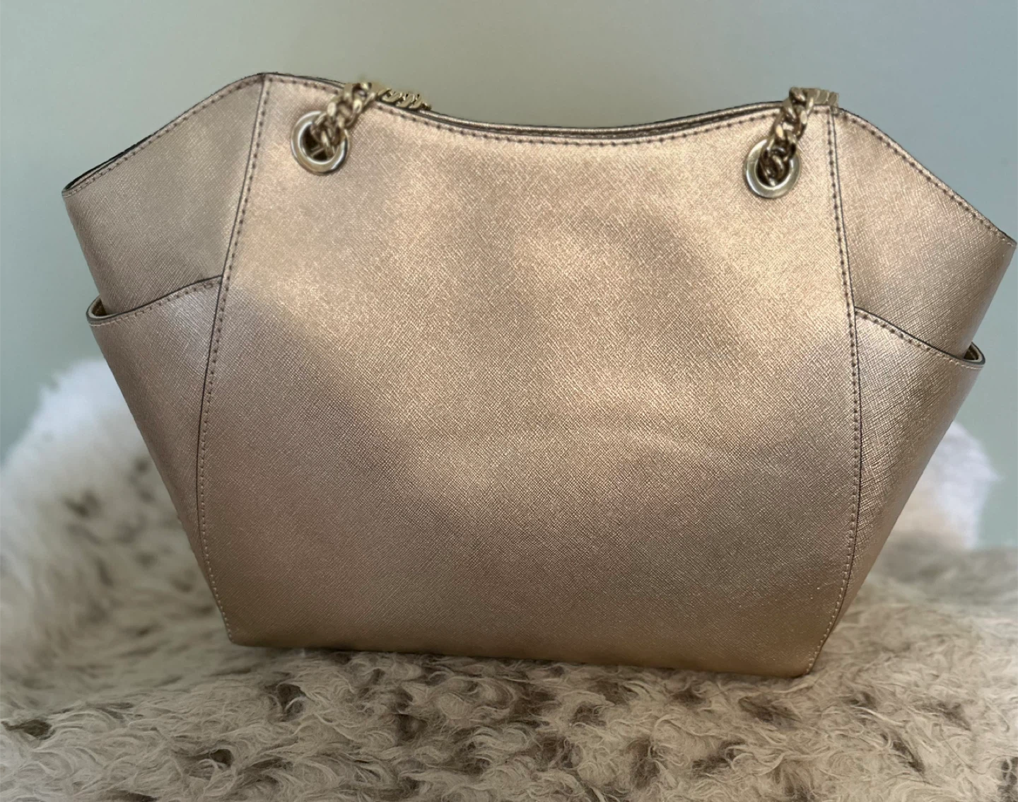 MK gold hand bag - photo 2