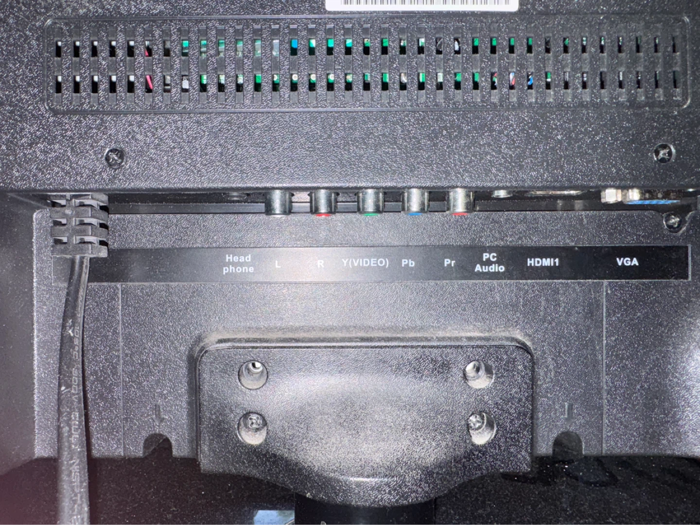 RCA 32" HD TV - photo 2