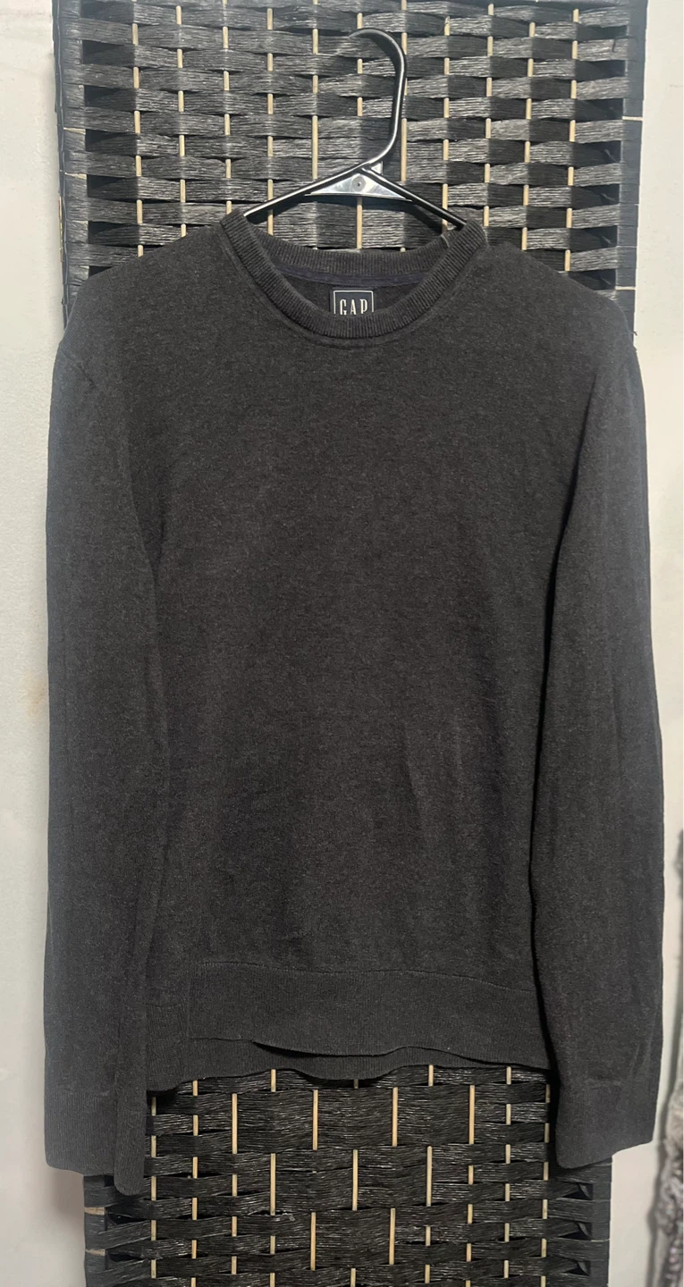 GAP Men's Crew Neck Sweater - Charcoal Gray, Size M