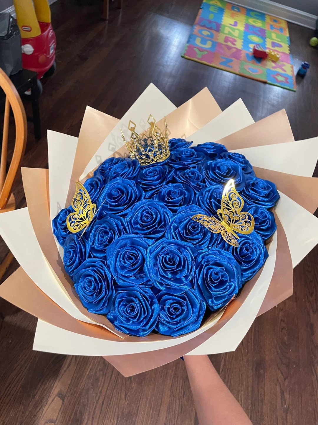 Satin Rose Bouquet with Crown and Butterflies - photo 2
