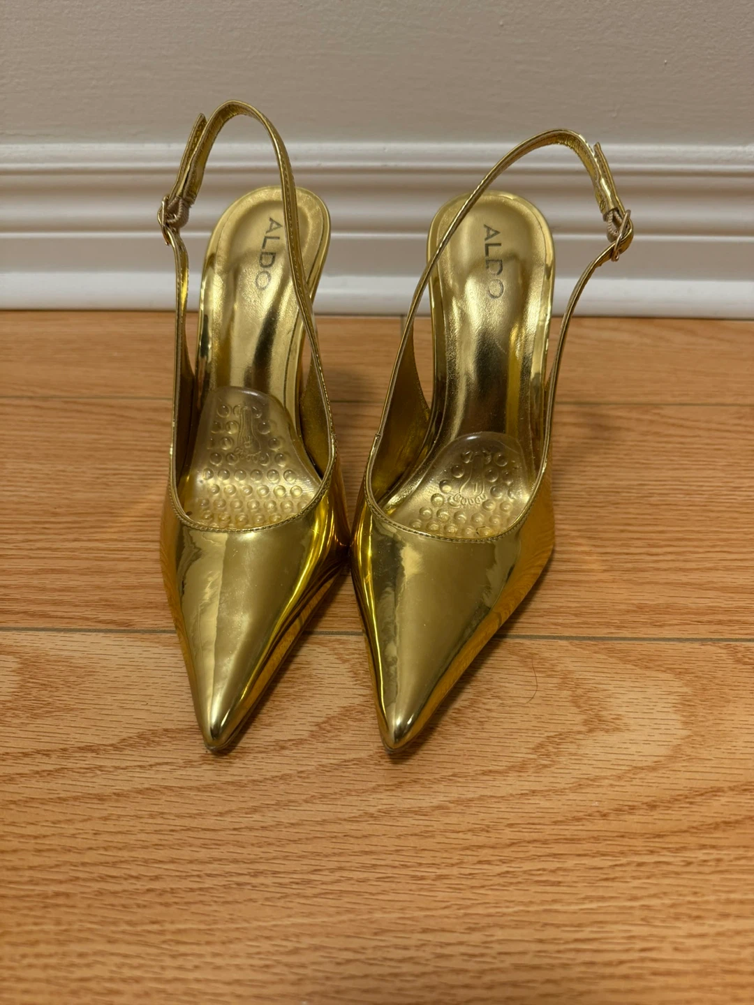ALDO Gold Metallic Slingback Heels - photo 3