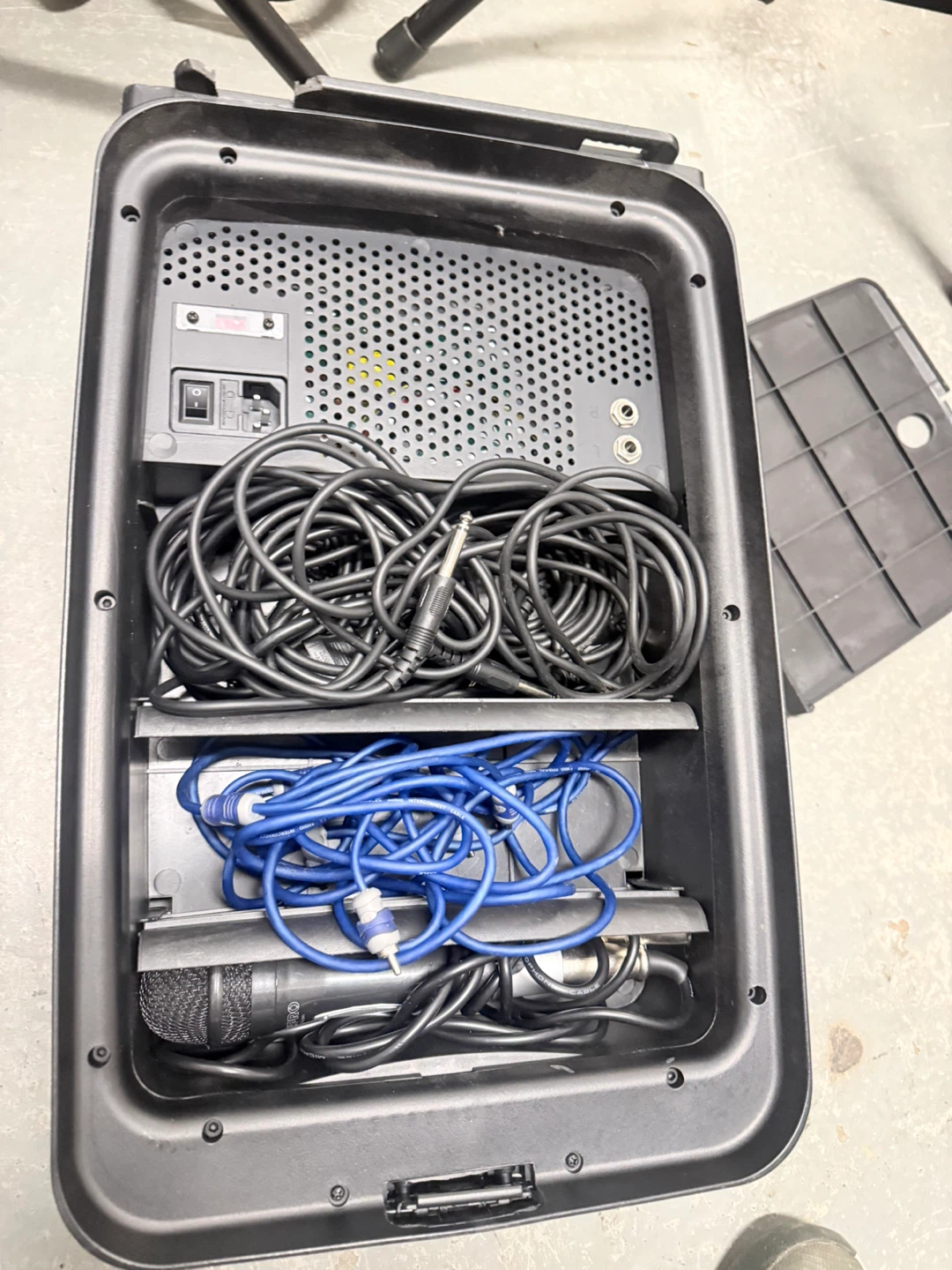Pyle PPHP28AMX Portable PA Speaker System with Microphone - photo 3
