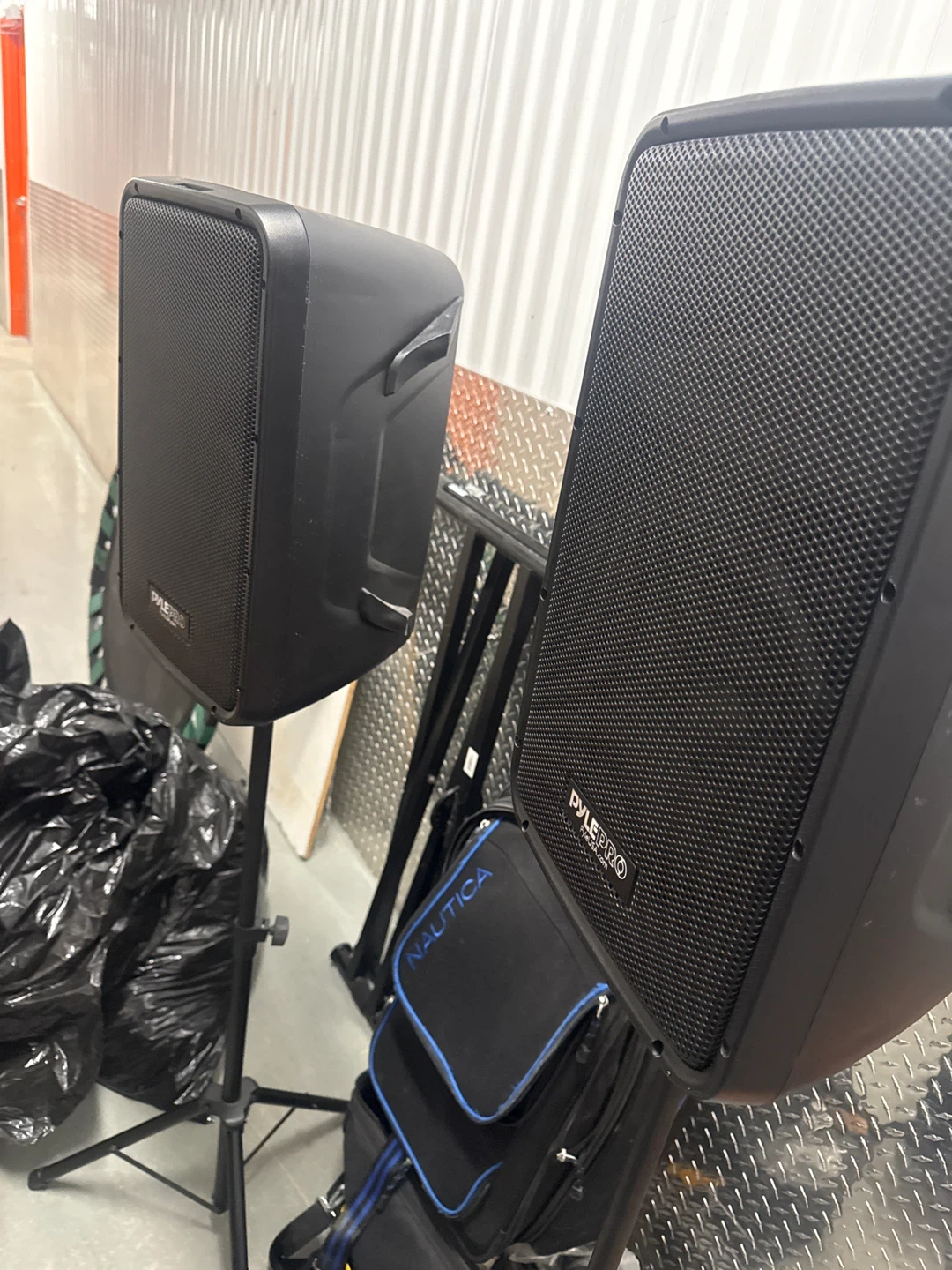 Pyle PPHP28AMX Portable PA Speaker System with Microphone
